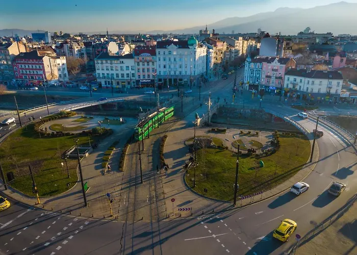 Lily's 1 By Bulgarentals -